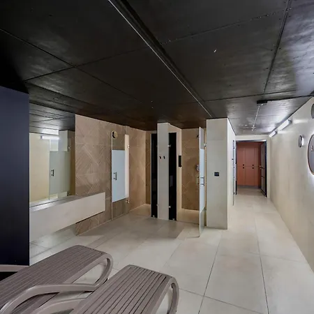 Lux Traugutta With Air Conditioning And Parking By Renters Апартаменты Вроцлав