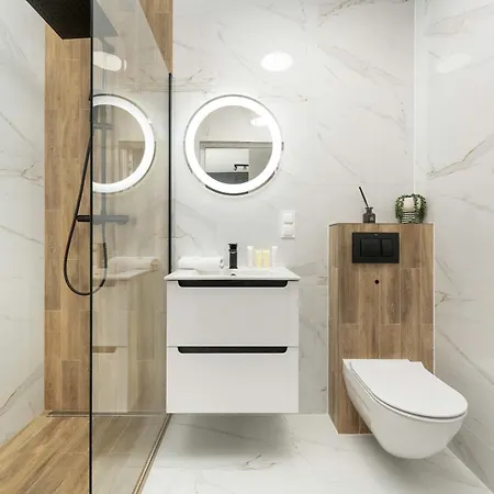 Lux Traugutta With Air Conditioning And Parking By Renters Βρότσλαβ