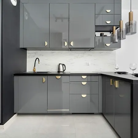 Апартаменты Lux Traugutta With Air Conditioning And Parking By Renters Вроцлав